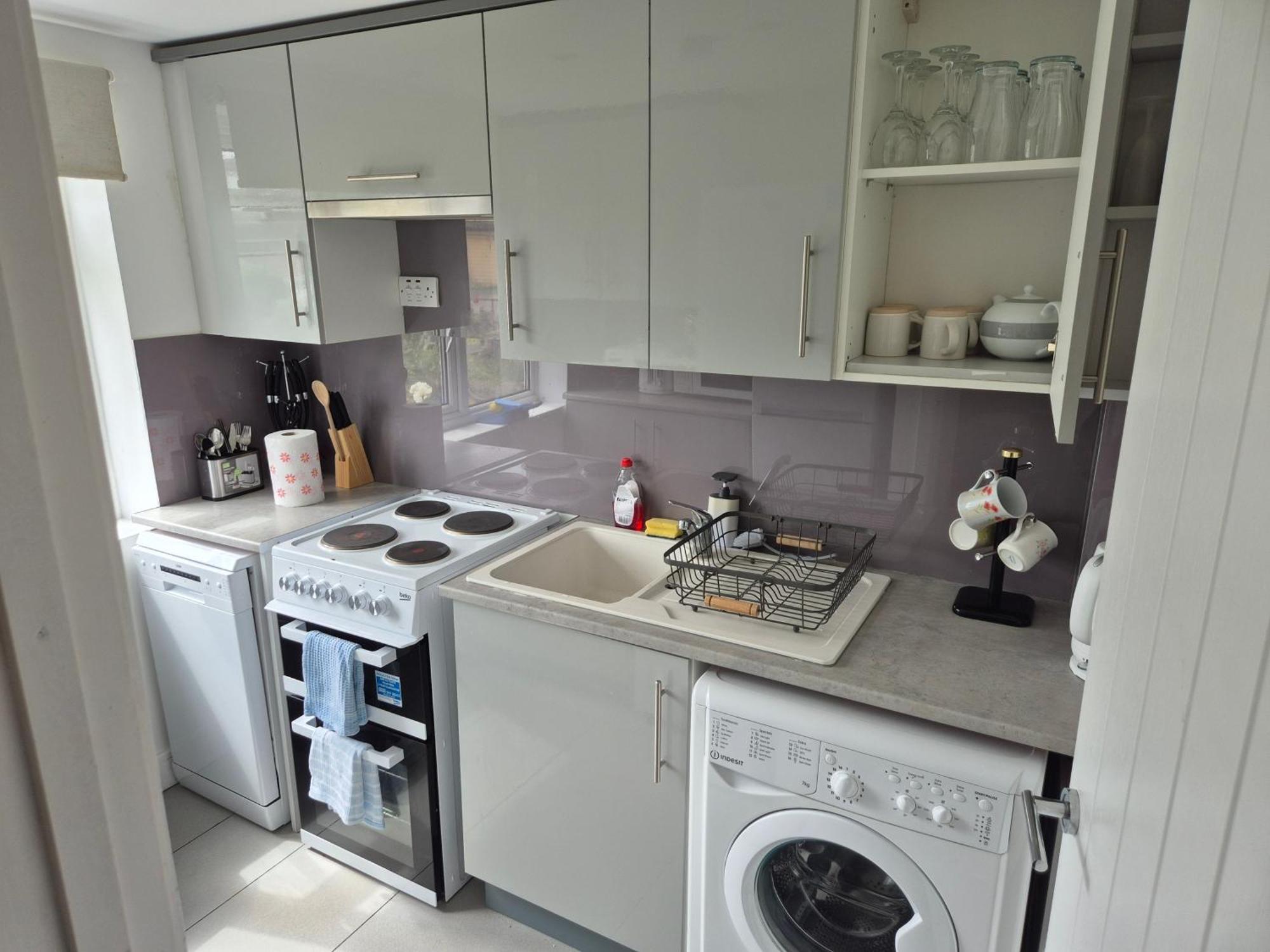 Lovely & Beautiful 2 Bed-Apartment In Borehamwood Exterior foto